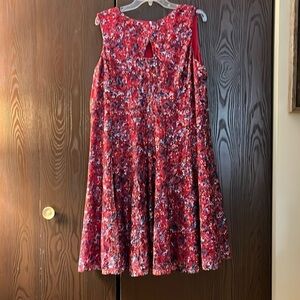 Roz & Ali sleeveless red net dress fully lined. Size 14.